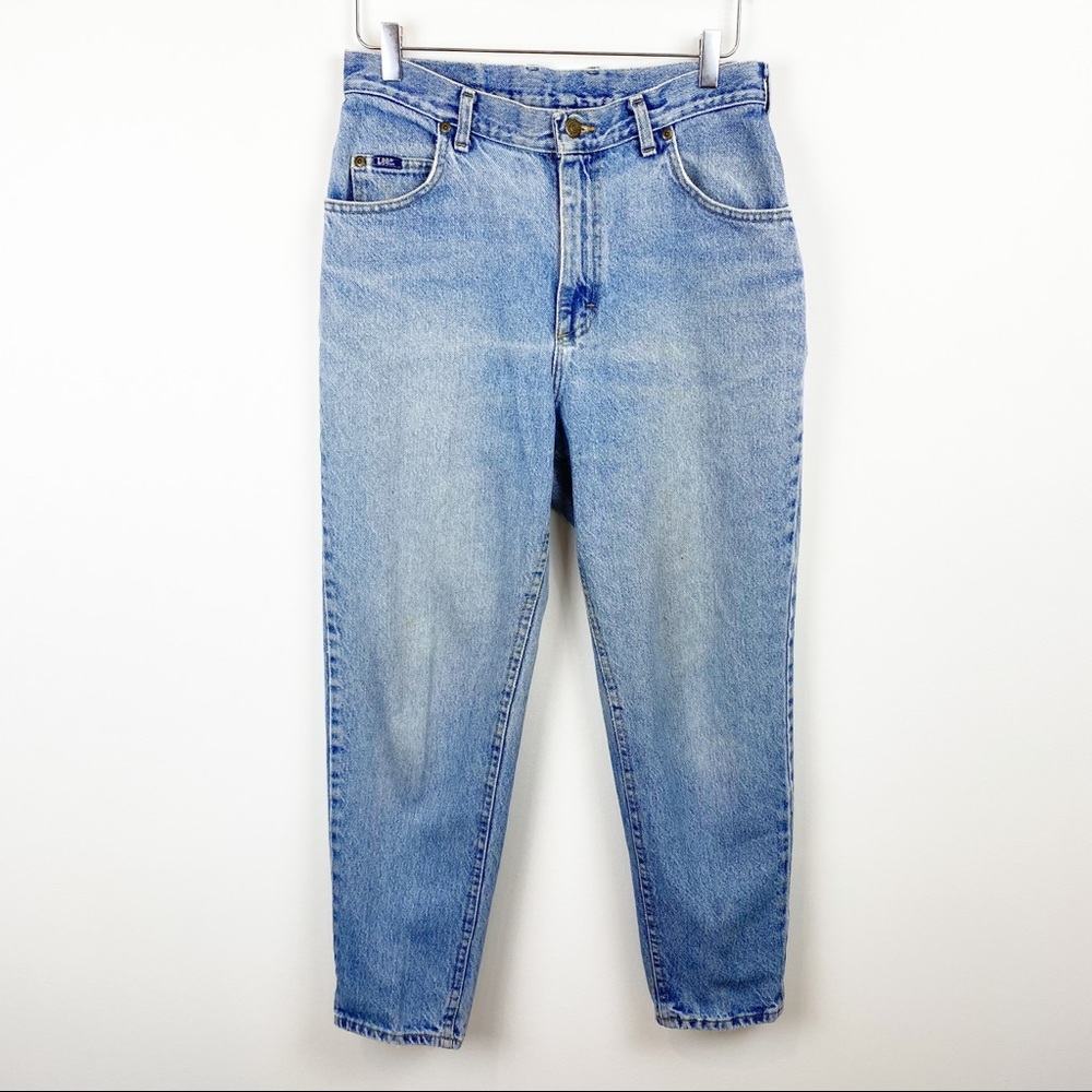 Vintage | 90's Light Wash High Rise Lee Mom Jeans - Picture 2 of 10